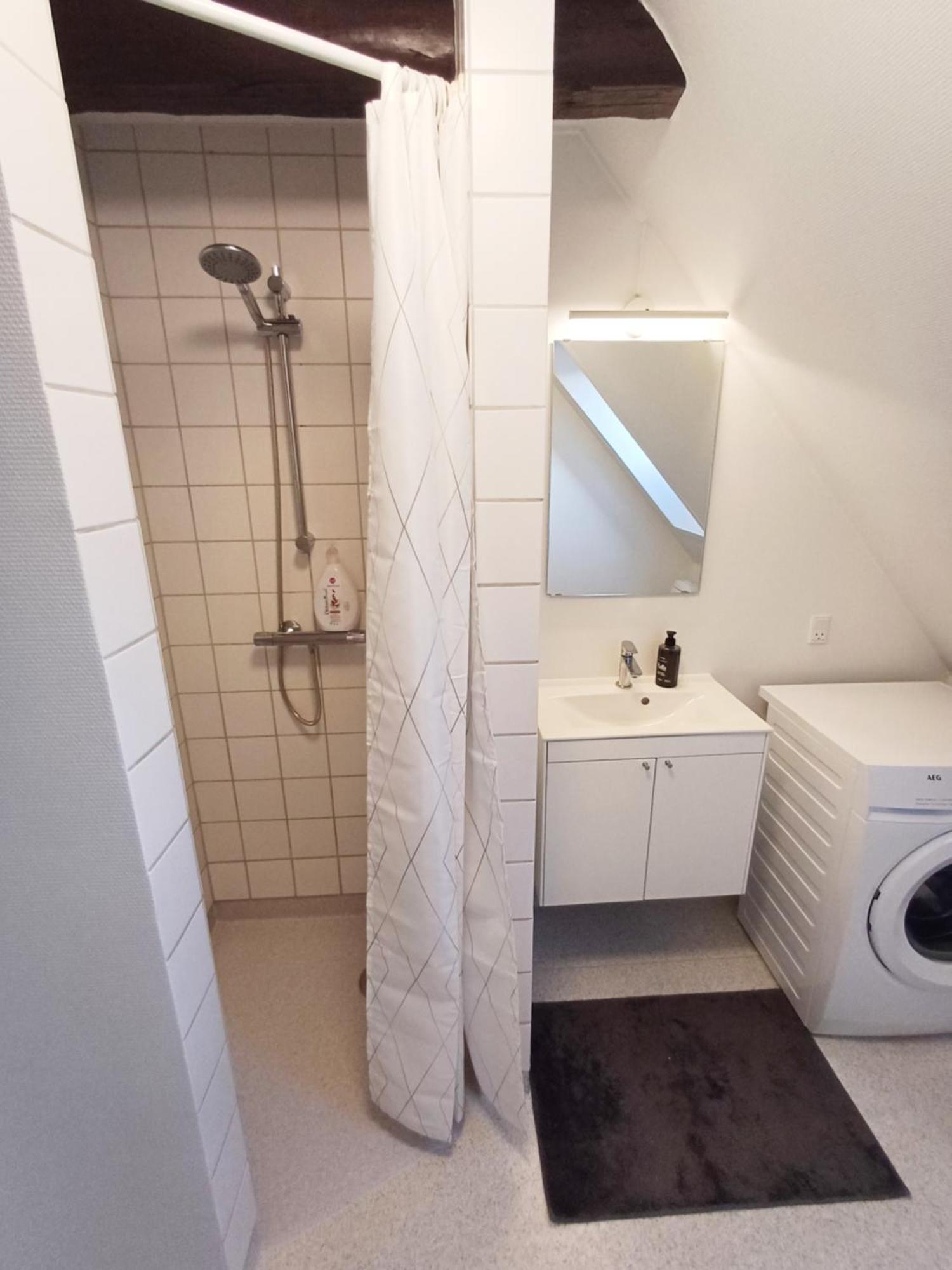 Beautiful Double Room In The Center Of City Ранерс Екстериор снимка